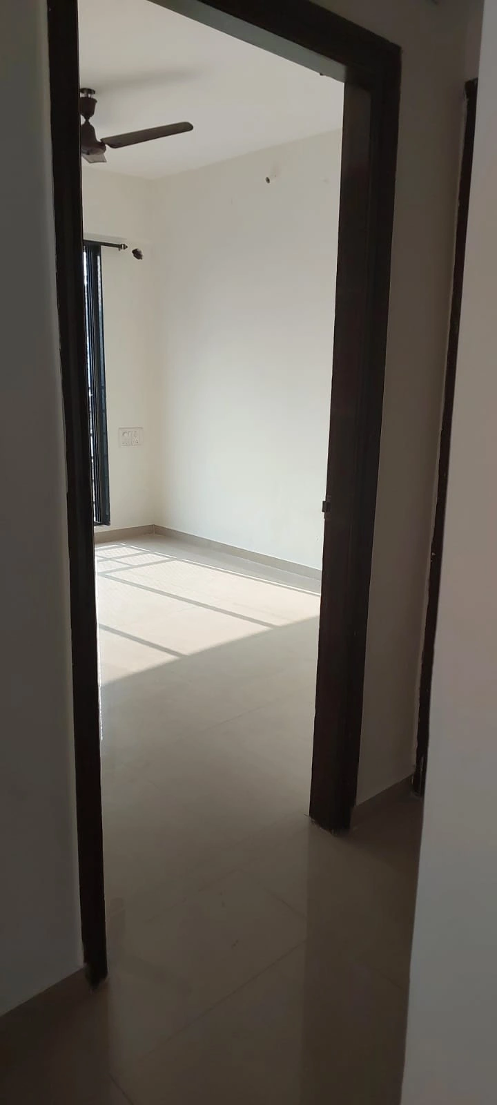 2 BHK Flat for Rent in sethia link view, Goregaon West